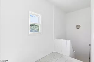 184 W Runyon St, Newark, NJ 07108 - Photo 25