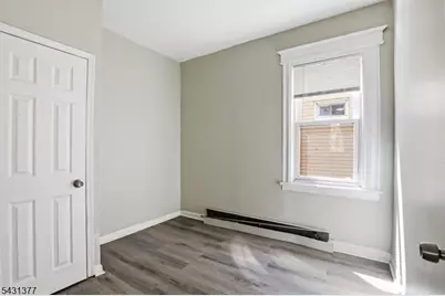 184 W Runyon St, Newark, NJ 07108 - Photo 13