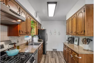 69 7th St, Cresskill, NJ 07626 - Photo 11