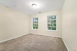 195 Levinberg Ln, Wayne, NJ 07470 - Photo 27