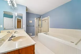 195 Levinberg Ln, Wayne, NJ 07470 - Photo 23