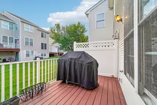 195 Levinberg Ln, Wayne, NJ 07470 - Photo 35