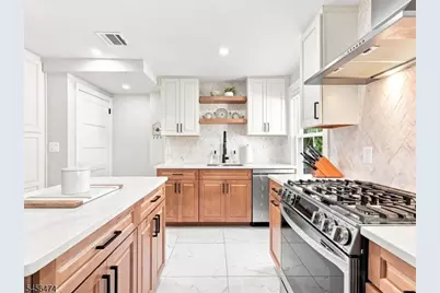 11 Reading Ter, Fair Lawn, NJ 07410 - Photo 13