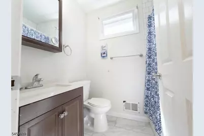 1047 Jaques Ave, Rahway, NJ 07065 - Photo 11