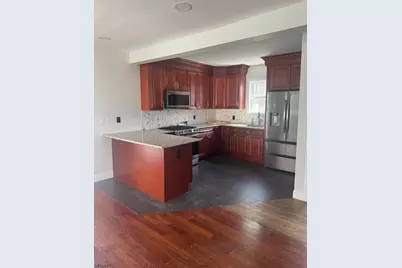 35 Lawrence St, Bloomfield, NJ 07003 - Photo 3