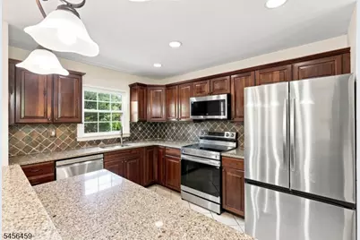 105 Leland Trl, Hopatcong, NJ 07843 - Photo 11