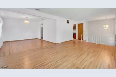 633 Totowa Rd, Totowa, NJ 07512 - Photo 5