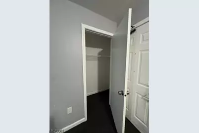 170 N Oraton Pkwy #111, East Orange, NJ 07017 - Photo 5
