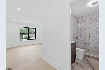 40 Evelyn Avenue, Franklin Township, NJ 08823 - Photo 35