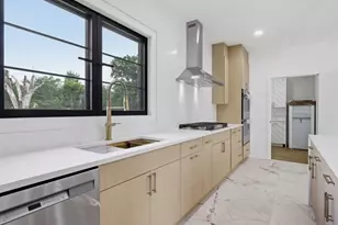 40 Evelyn Ave, Franklin Township, NJ 08823 - Photo 9