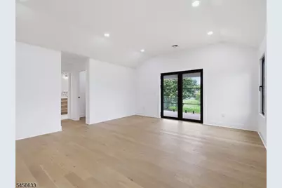 40 Evelyn Avenue, Franklin Township, NJ 08823 - Photo 27