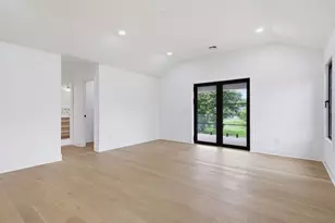40 Evelyn Ave, Franklin Township, NJ 08823 - Photo 27