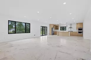 40 Evelyn Ave, Franklin Township, NJ 08823 - Photo 15