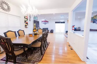 347 Raymound Blvd, Parsippany, NJ 07054 - Photo 7