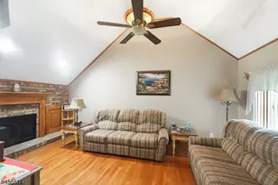 354 Colonia Blvd, Woodbridge Township, NJ 07067 - Photo 5