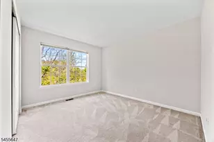 33 Gordon Cir, Parsippany, NJ 07054 - Photo 17