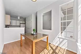 33 Gordon Cir, Parsippany, NJ 07054 - Photo 5