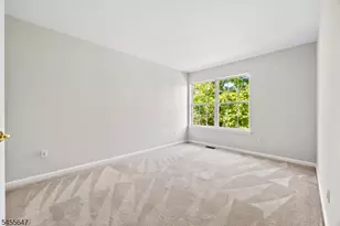 33 Gordon Cir, Parsippany, NJ 07054 - Photo 19