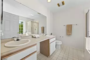 33 Gordon Cir, Parsippany, NJ 07054 - Photo 15