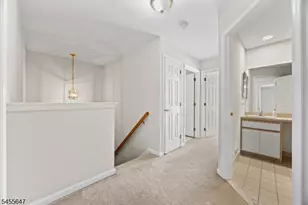 33 Gordon Cir, Parsippany, NJ 07054 - Photo 11