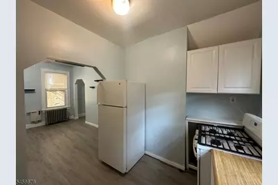 412 Broad St #1R, Bloomfield, NJ 07003 - Photo 9