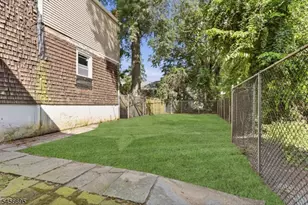 34 Hillman St, Paterson, NJ 07522 - Photo 13