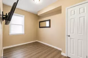 34 Hillman St, Paterson, NJ 07522 - Photo 11