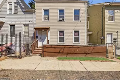 34 Hillman St, Paterson, NJ 07522 - Photo 1