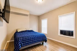 34 Hillman St, Paterson, NJ 07522 - Photo 9