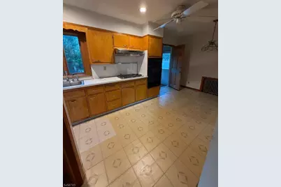 5 Lexington Ave, Wallington, NJ 07057 - Photo 7