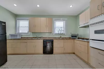 98 N 22nd St, East Orange, NJ 07017 - Photo 13
