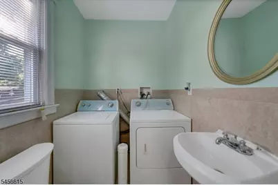 98 N 22nd St, East Orange, NJ 07017 - Photo 17