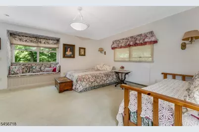 90 Ithanell Rd, Hopatcong, NJ 07843 - Photo 27