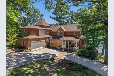 90 Ithanell Rd, Hopatcong, NJ 07843 - Photo 7