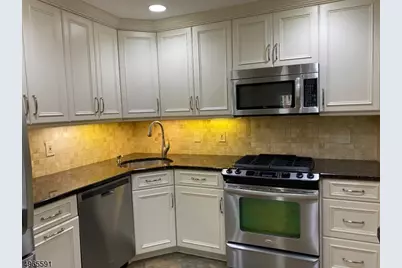 4014 Crawford Ct, Bridgewater, NJ 08807 - Photo 5
