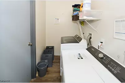 85A Walnut St, Montclair, NJ 07042 - Photo 19