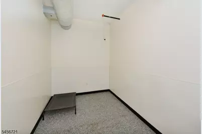 85A Walnut St, Montclair, NJ 07042 - Photo 39