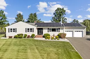 907 Rolling Hills Ln, Branchburg Township, NJ 08853 - Photo 1