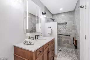 907 Rolling Hills Ln, Branchburg Township, NJ 08853 - Photo 21