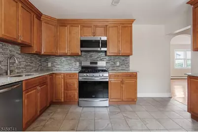 418 President St, Saddle Brook Township, NJ 07663 - Photo 13