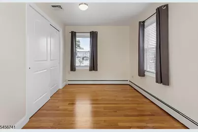 418 President St, Saddle Brook Township, NJ 07663 - Photo 19