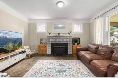80 Allen St, Netcong, NJ 07857 - Photo 3