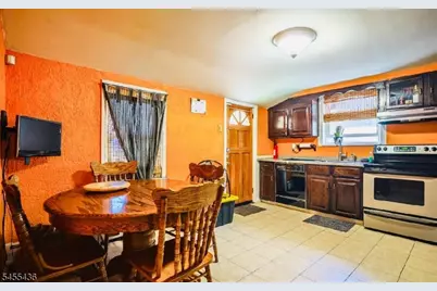 91 Clinton St, Rahway, NJ 07065 - Photo 7