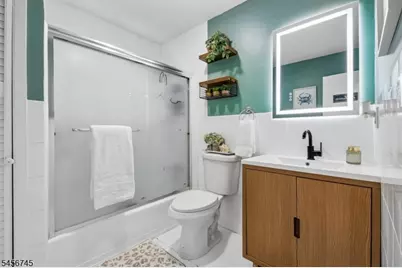 46 Watsessing Avenue, B #12, Belleville, NJ 07109 - Photo 15