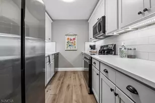 46 Watsessing Ave B12, Belleville, NJ 07109 - Photo 11