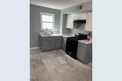 232 Eastern Pkwy, Irvington, NJ 07111 - Photo 13
