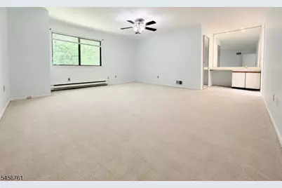 31 Lockley Ct, Wayne, NJ 07470 - Photo 13