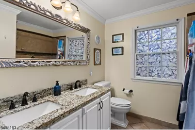 10 Ashley Dr, Mount Olive, NJ 07836 - Photo 31