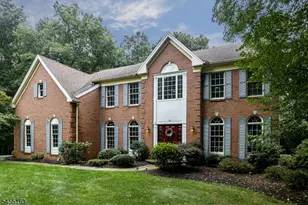 10 Ashley Dr, Mount Olive, NJ 07836 - Photo 3