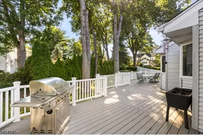 23 Zeim Dr, Clifton, NJ 07012 - Photo 3